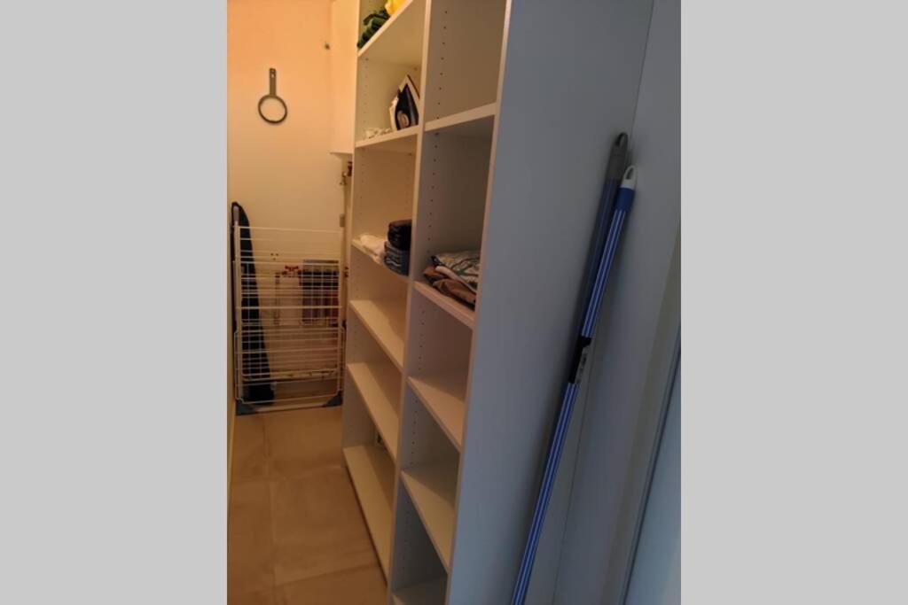 Nid Douillet F2, Clim, Jardin, Piscine, Parking, 200 M Apartment